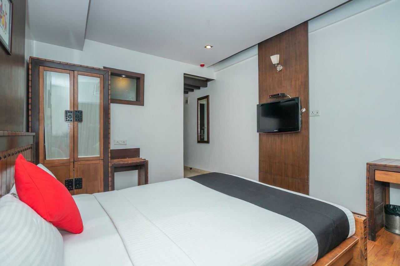 The Elite Royale Aparthotel Bangalore Bagian luar foto