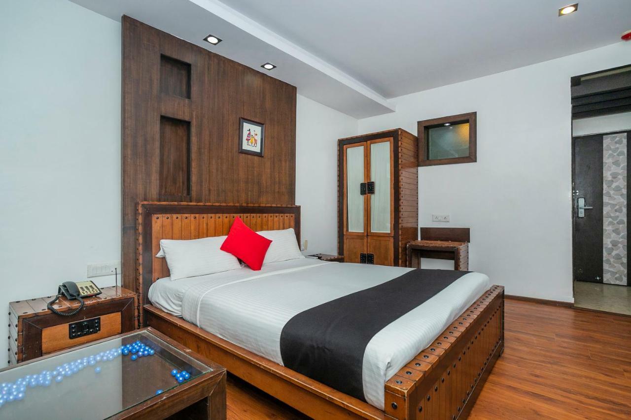 The Elite Royale Aparthotel Bangalore Bagian luar foto